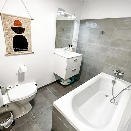 Sasha - Heated Pool 8 Bedrooms - By Tgb Villa