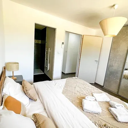 Sasha - Heated Pool 8 Bedrooms - By Tgb Vila *