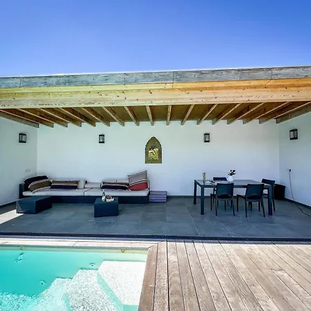 Sasha - Heated Pool 8 Bedrooms - By Tgb