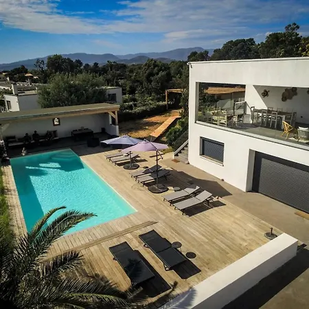 Sasha - Heated Pool 8 Bedrooms - By Tgb Holiday home *
