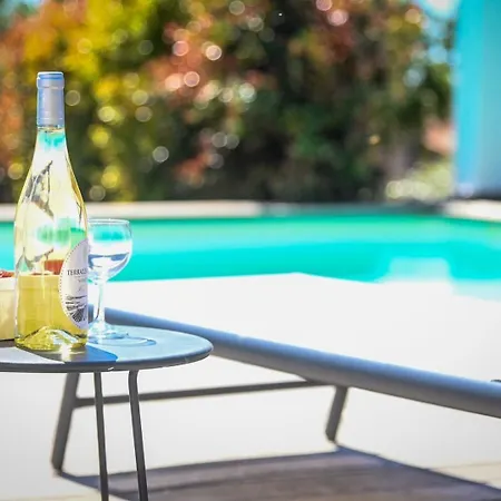 Holiday home Sasha - Heated Pool 8 Bedrooms - By Tgb