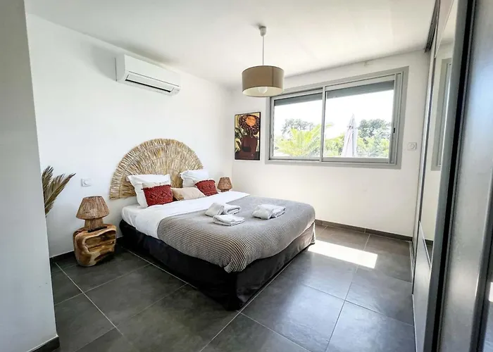 Sasha - Heated Pool 8 Bedrooms - By Tgb *